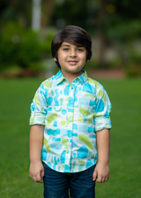 Doodle Maze Shirt - Blue brush green lush